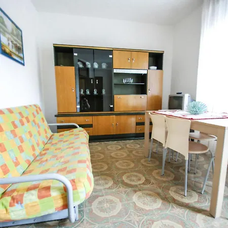 דירה Villaggio Azzurro-2 By Interhome ביביונה